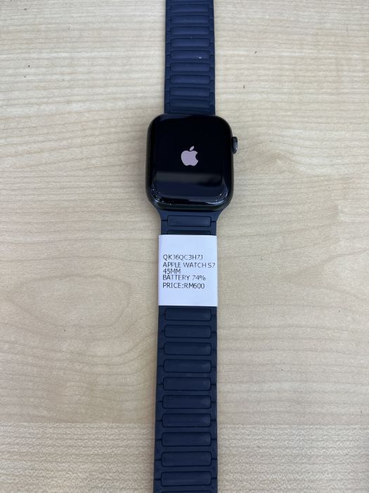 Apple Watch S7 45mm · 6/8