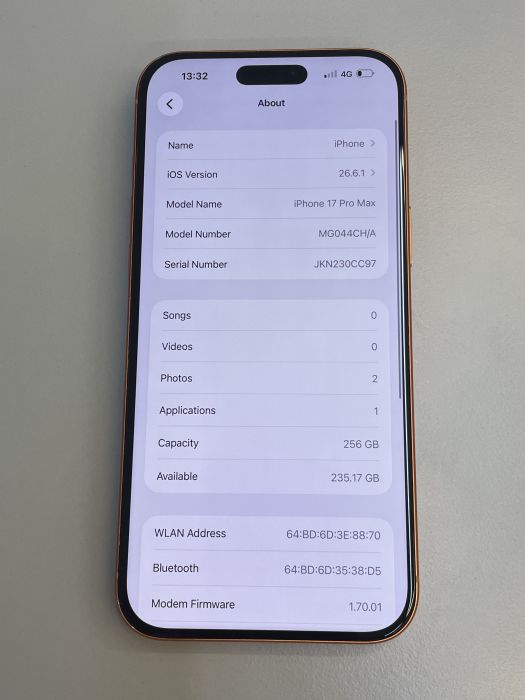iPhone 17 Pro Max · 8/9