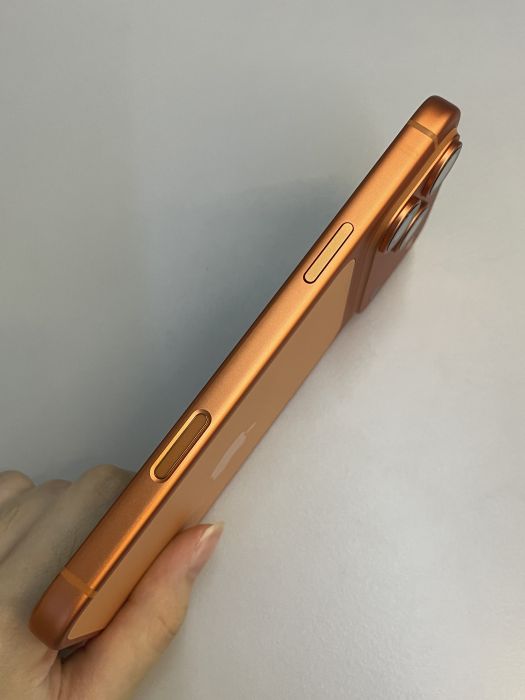 iPhone 17 Pro Max · 3/9