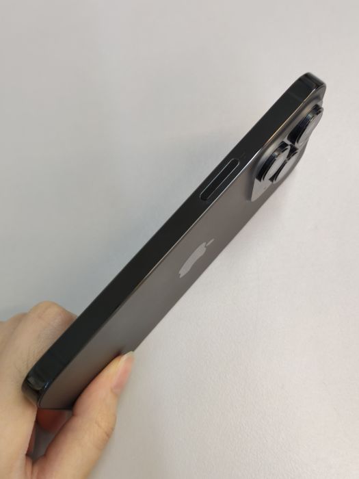 iPhone 14 Pro · 3/10