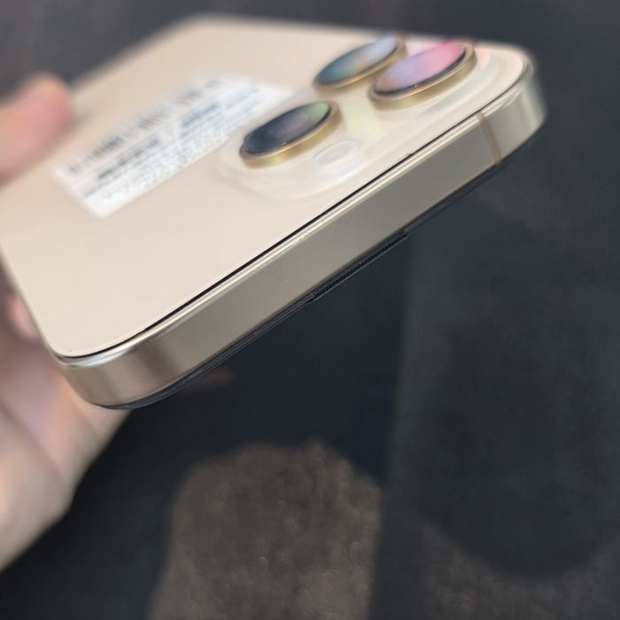 iPhone 16 Pro Max · 5/6