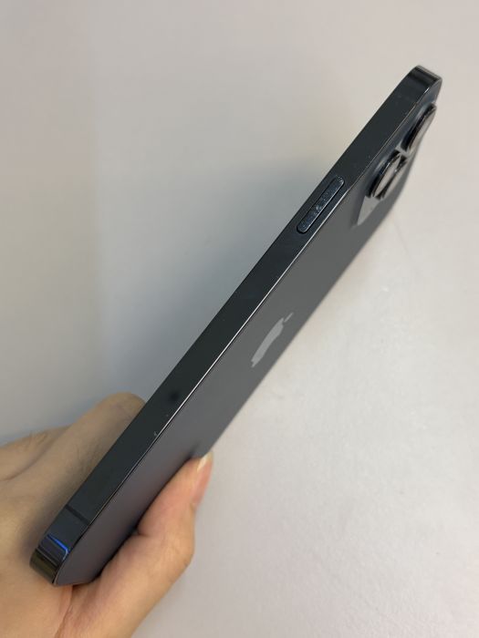 iPhone 12 Pro Max · 3/9