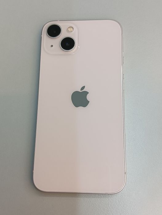 iPhone 13