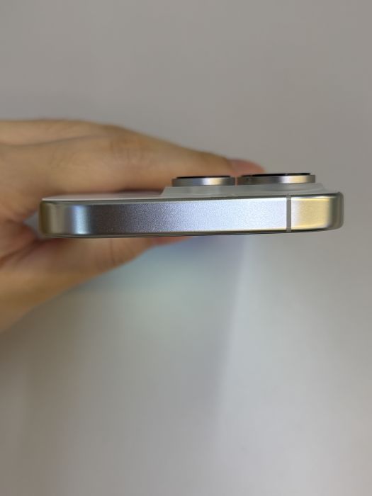 iPhone 16 Pro · 5/9
