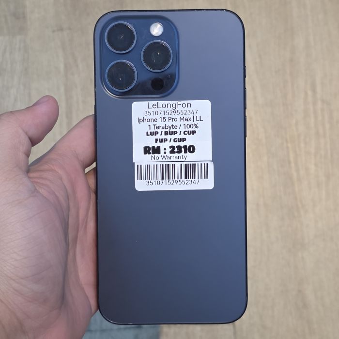iPhone 15 Pro Max