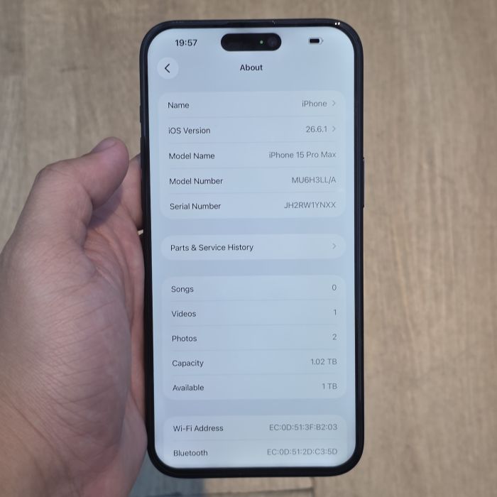 iPhone 15 Pro Max · 5/8