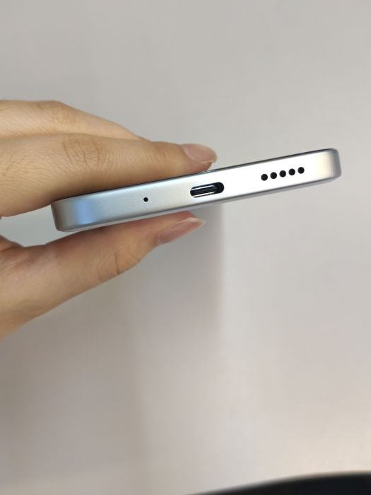 Vivo Y500I · 4/5