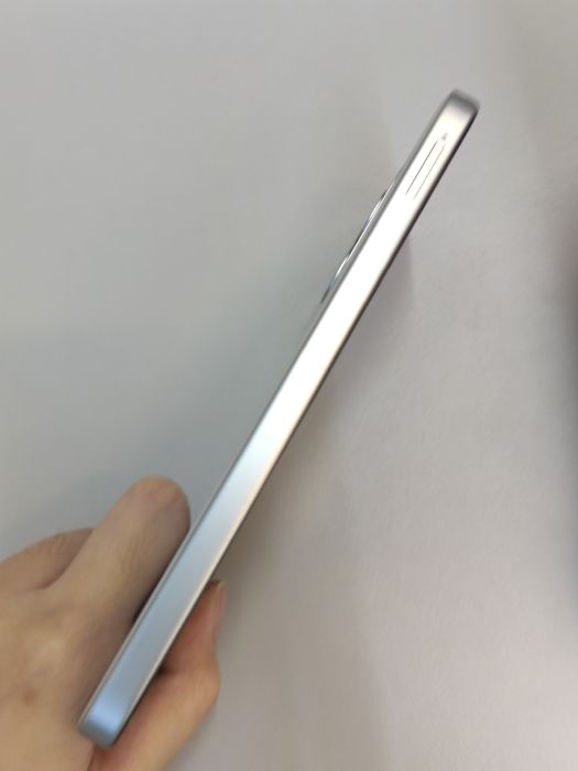 Vivo Y500I · 2/5