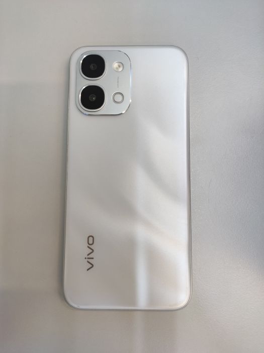Vivo Y500I