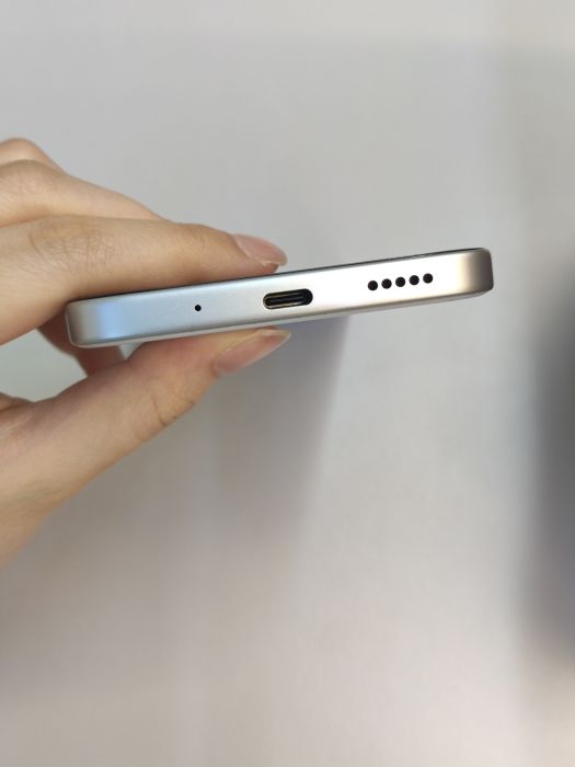 Vivo Y500I · 4/5