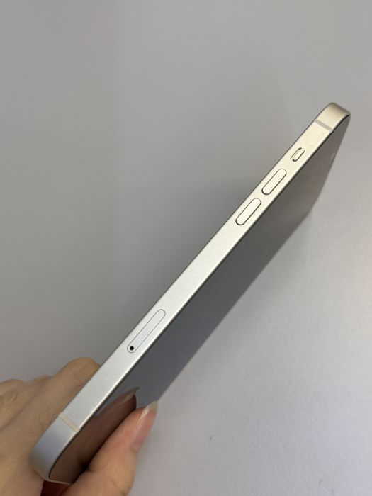 iPhone 14 Plus · 2/9