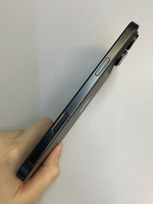 iPhone 16 Pro Max · 3/10