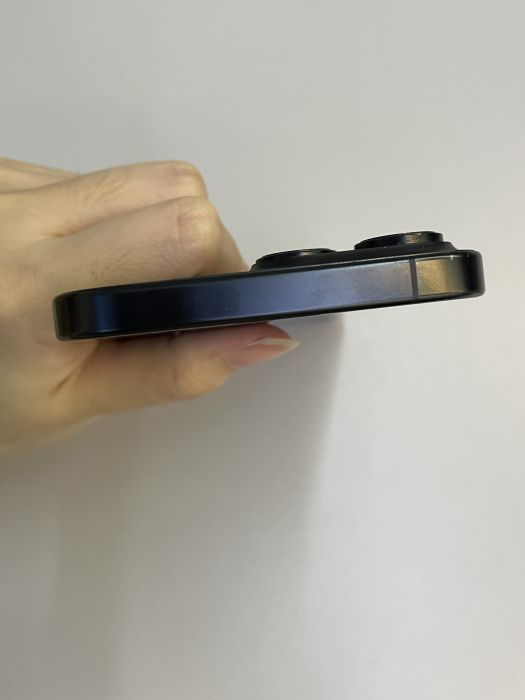 iPhone 16 Pro Max · 5/10
