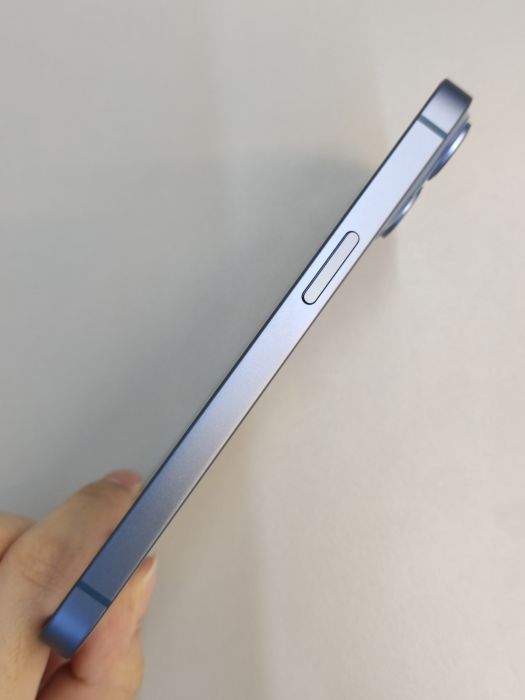 iPhone 14 · 3/6