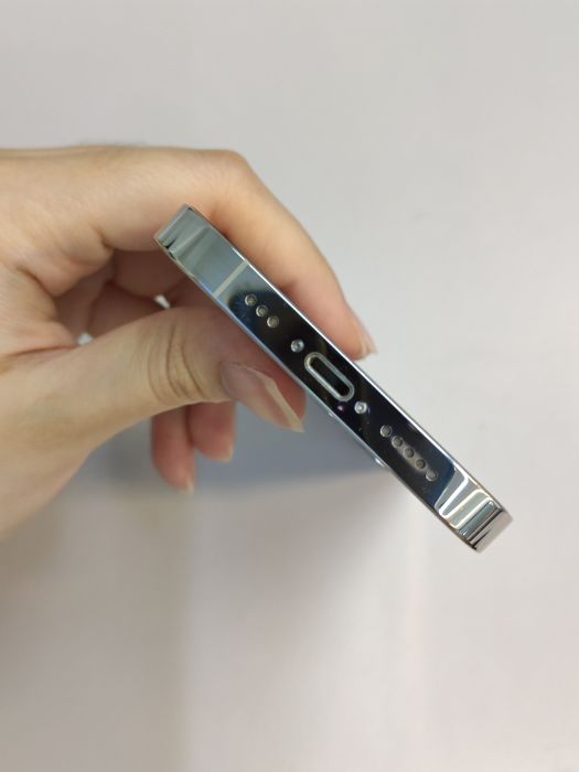 iPhone 14 Pro · 4/6