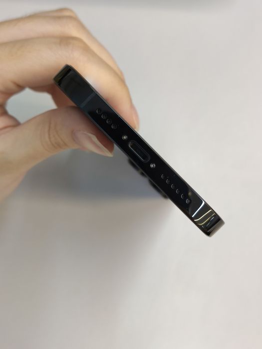 iPhone 14 Pro Max · 4/6