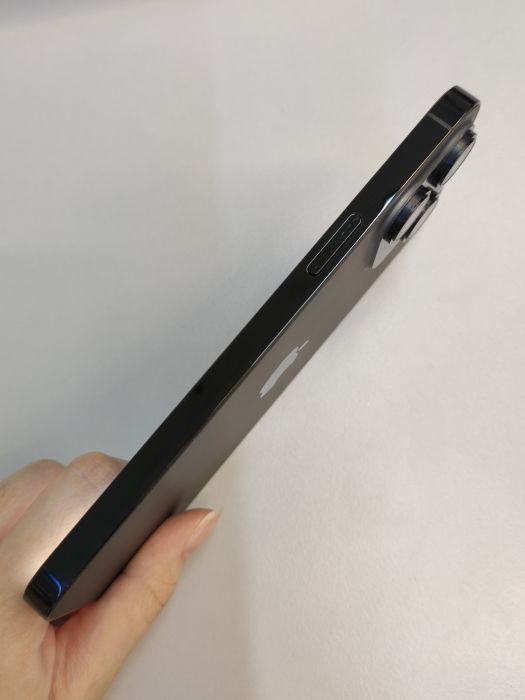 iPhone 14 Pro Max · 3/6