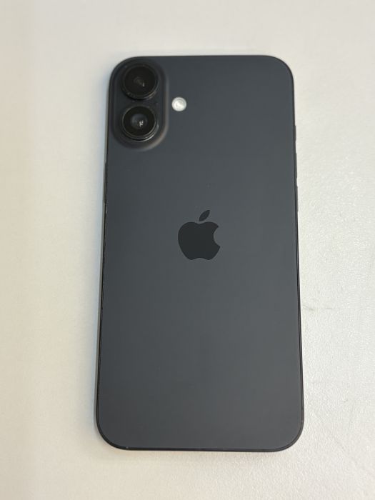 iPhone 16 Plus