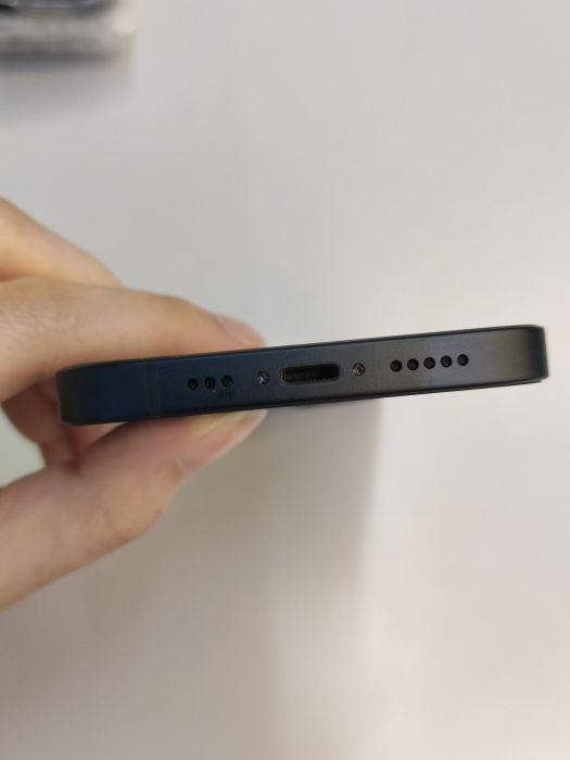 iPhone 14 · 4/6