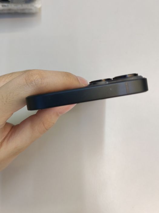 iPhone 14 · 5/6