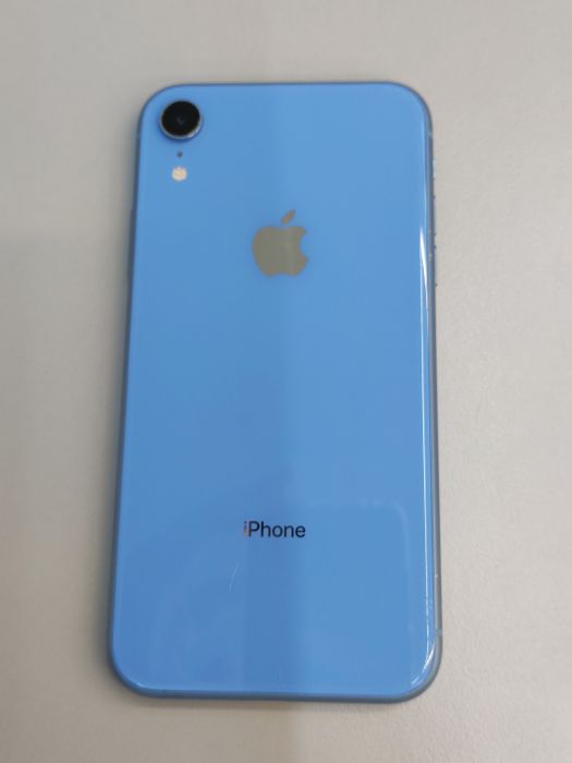 iPhone XR