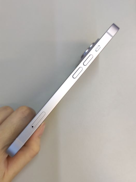 iPhone 14 · 2/6