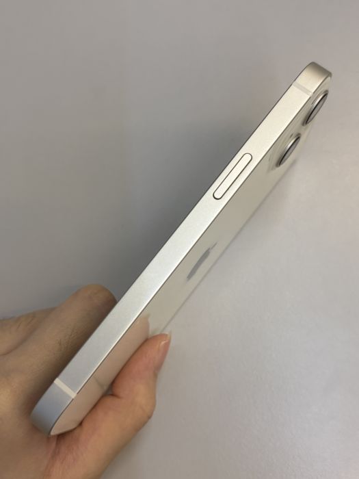 iPhone 13 · 3/9