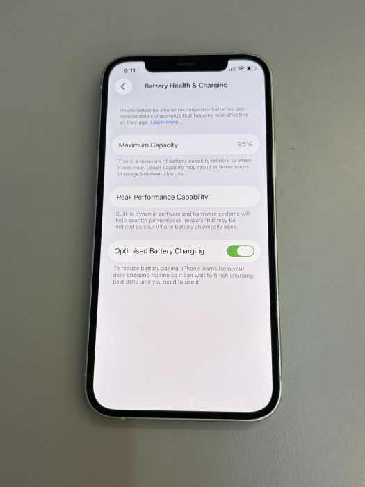 iPhone 12 · 8/9