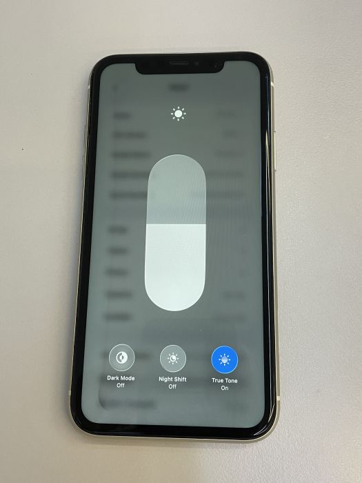 iPhone 11 · 6/9