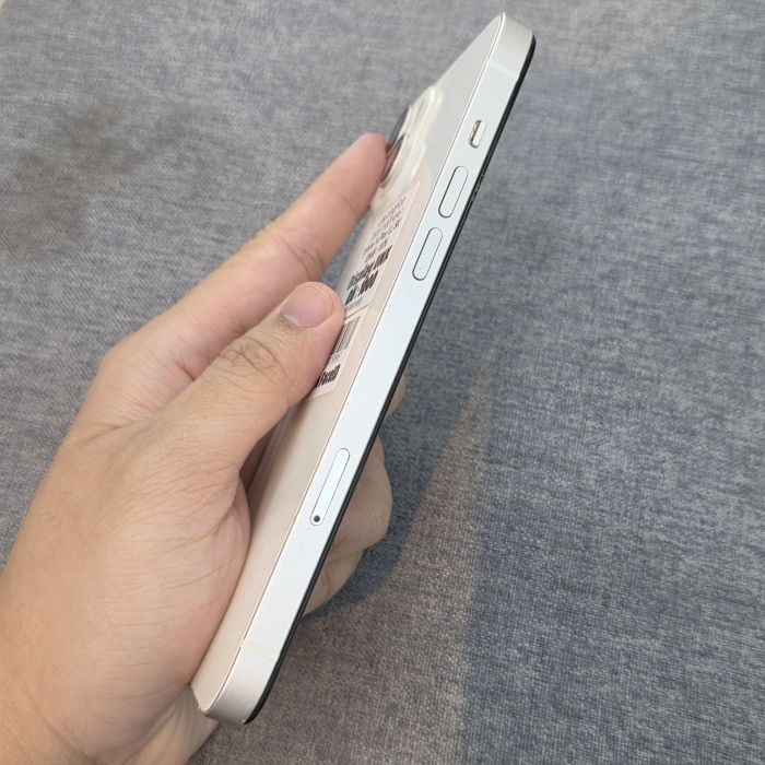 iPhone 14 Plus · 2/6