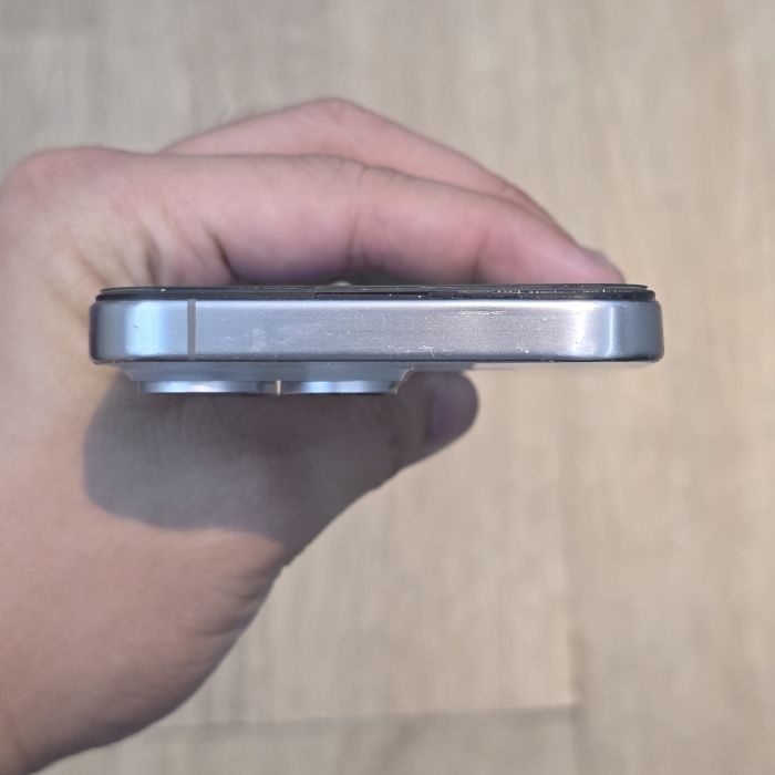 iPhone 15 Pro Max · 5/6