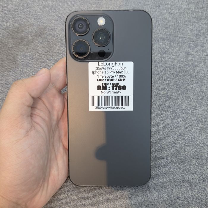 iPhone 15 Pro Max