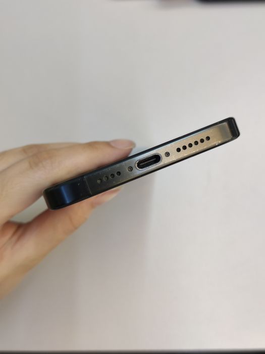 iPhone 15 Pro Max · 5/9