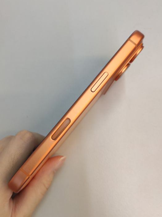 iPhone 17 Pro · 4/9