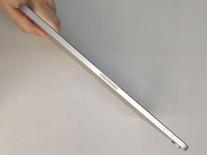 iPad Air 11-Inch M4 · 2/5
