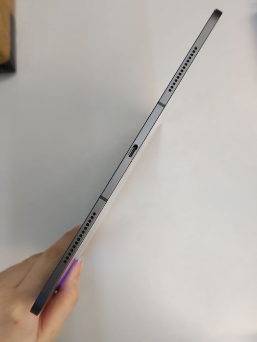 iPad Pro 13-inch (M4 2024)+cellular · 4/5