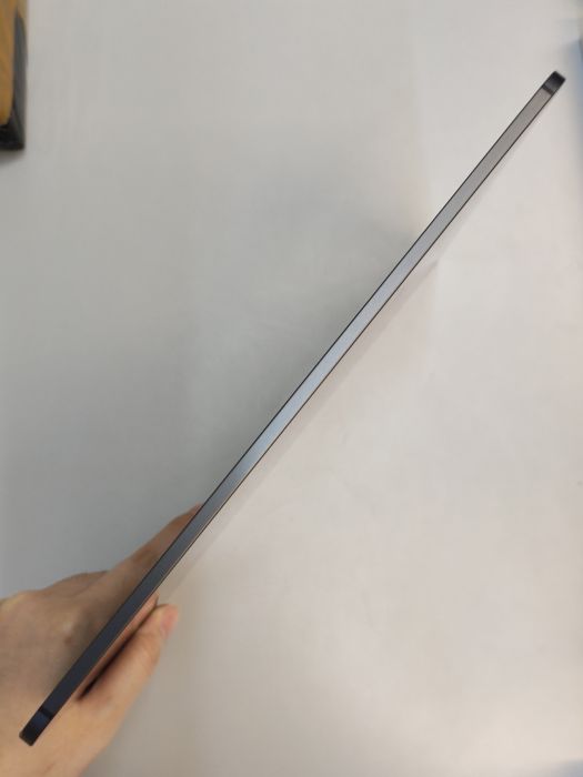 iPad Pro 13-inch (M4 2024)+cellular · 3/5