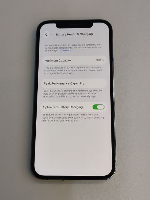 iPhone 12 Pro · 8/9