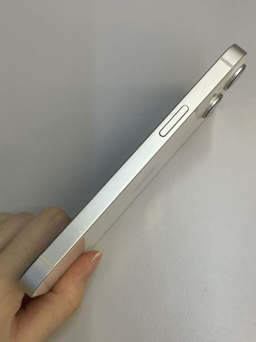 iPhone 14 · 3/9