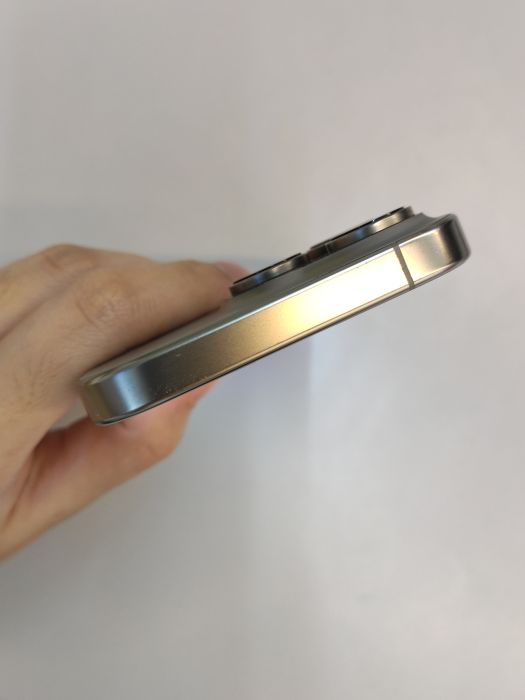 iPhone 16 Pro · 5/6