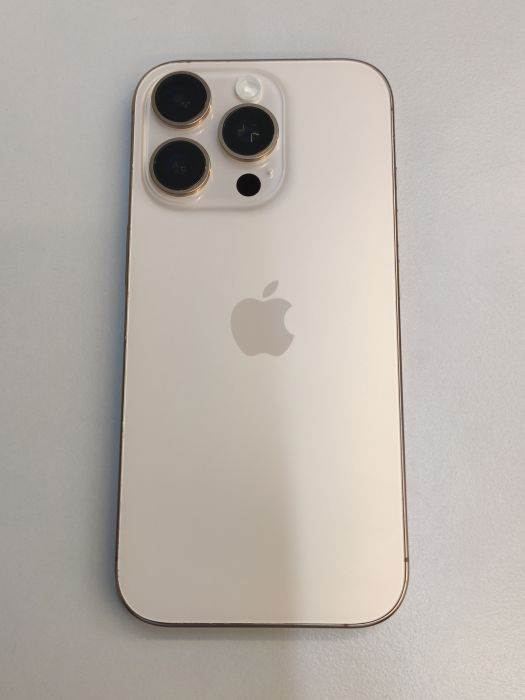 iPhone 16 Pro