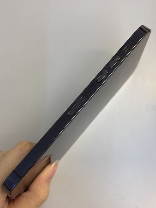 iPhone 14 Pro Max · 2/10