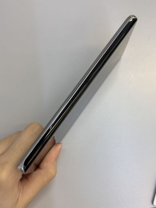 Huawei Mate 40 Pro · 2/7