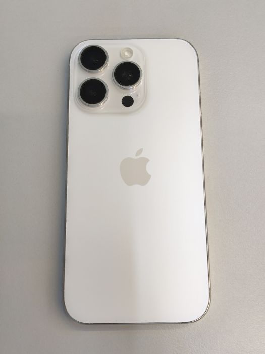 iPhone 16 Pro