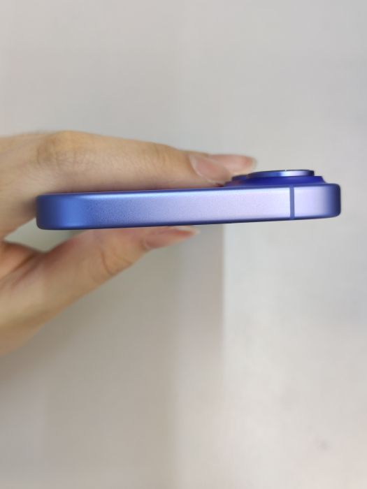 iPhone 16 · 5/6