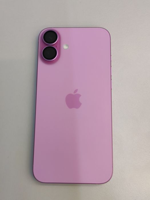 iPhone 16 Plus