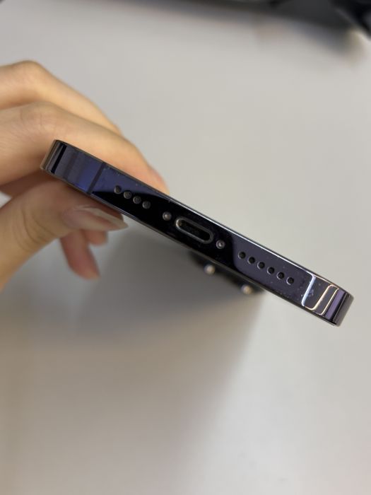 iPhone 14 Pro Max · 4/9