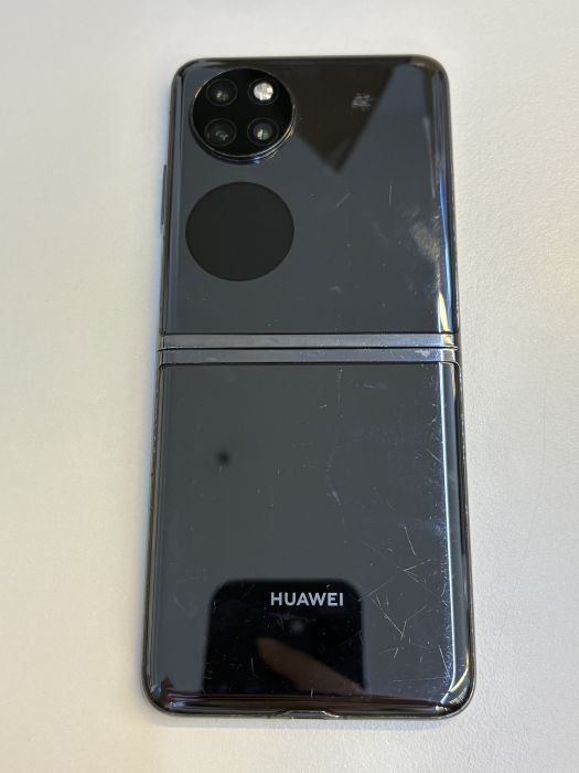 Huawei P50 Pocket