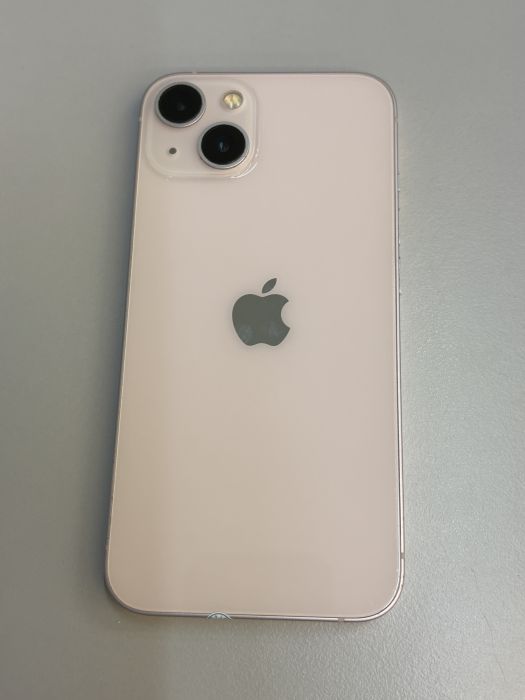 iPhone 13