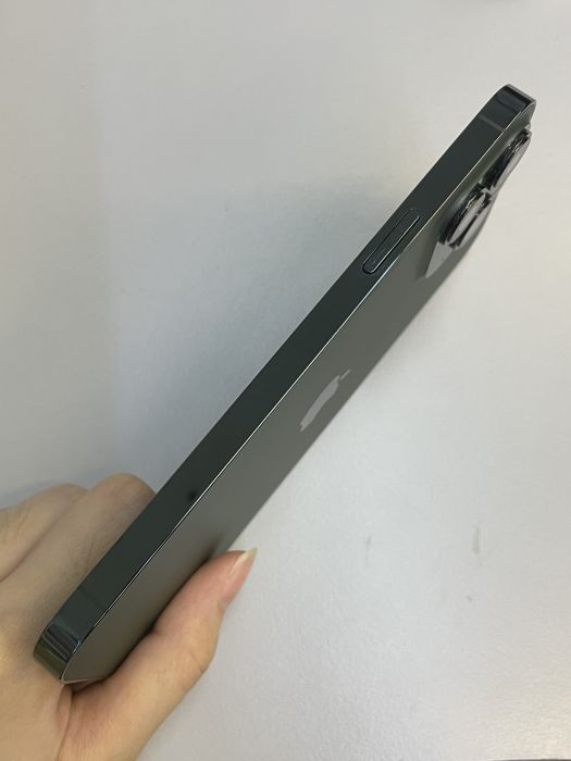 iPhone 13 Pro Max · 3/10